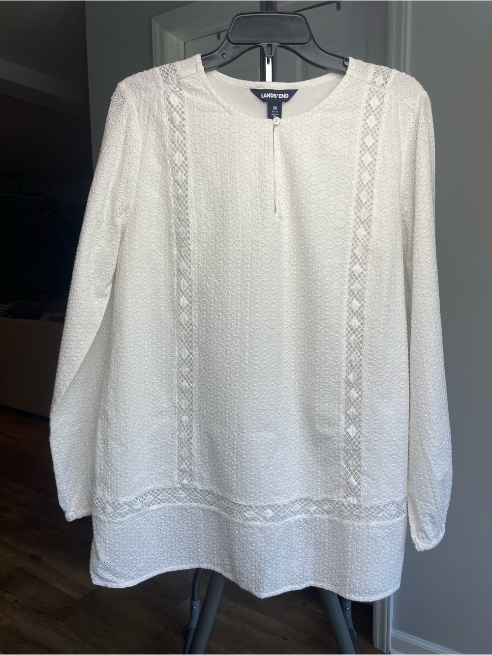 Lands' End White Textured Long-Sleeve Tunic with Lace Insets